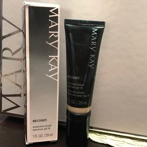 Mary kay “CC CREAM”